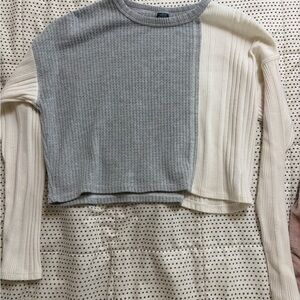 wild fable Two-Tone Ribbed Long Sleeve Top in Gray and Cream